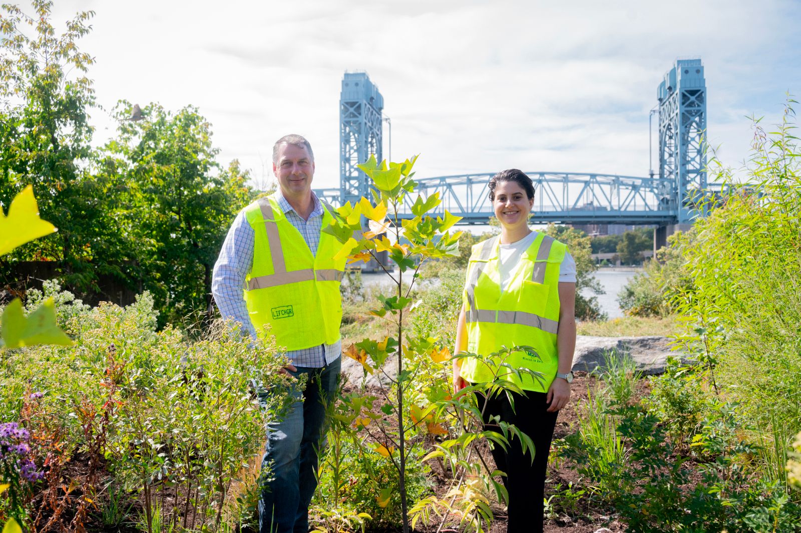 Restoring River Ecosystems